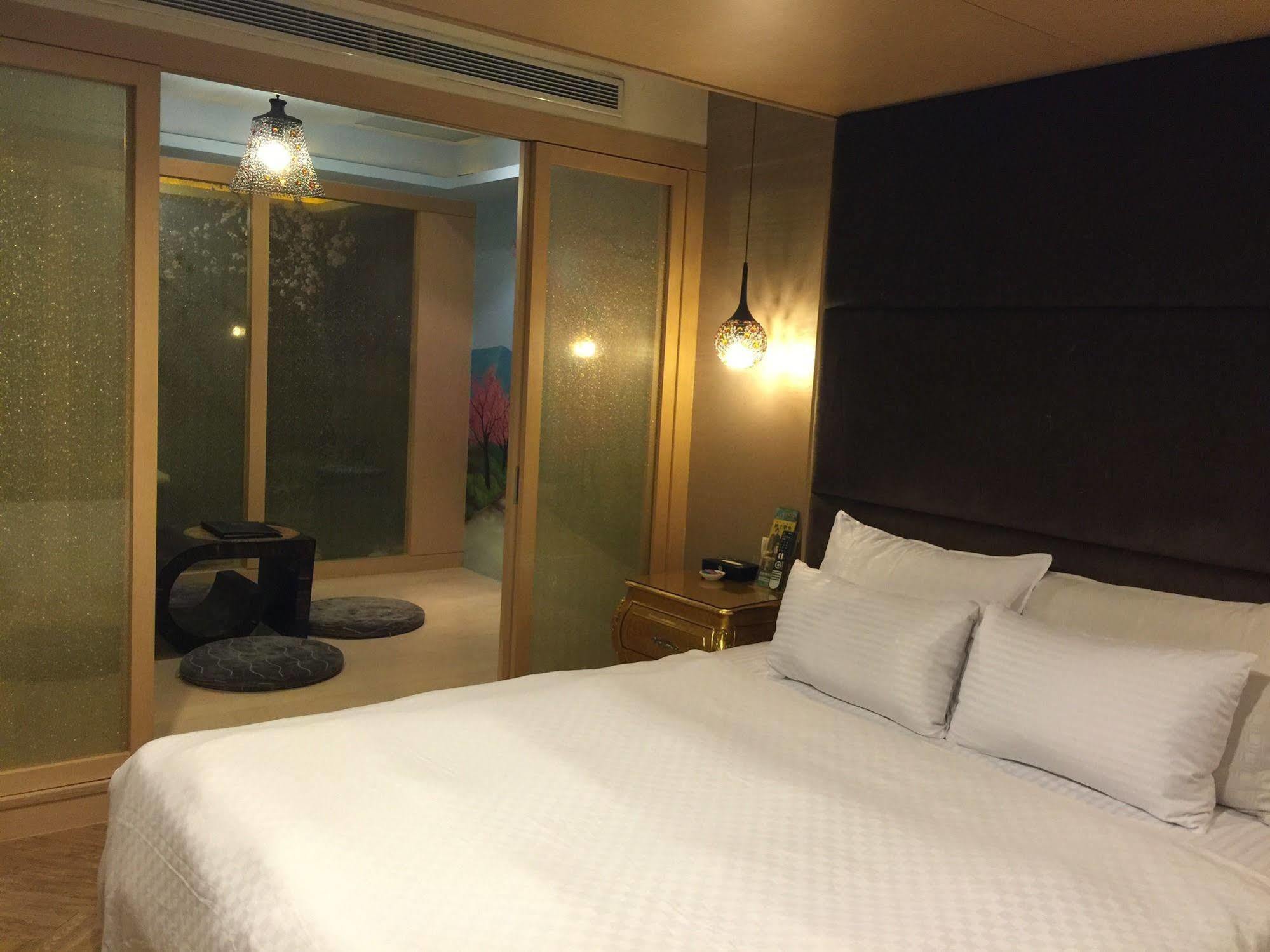 Discovery - Yanping 3*