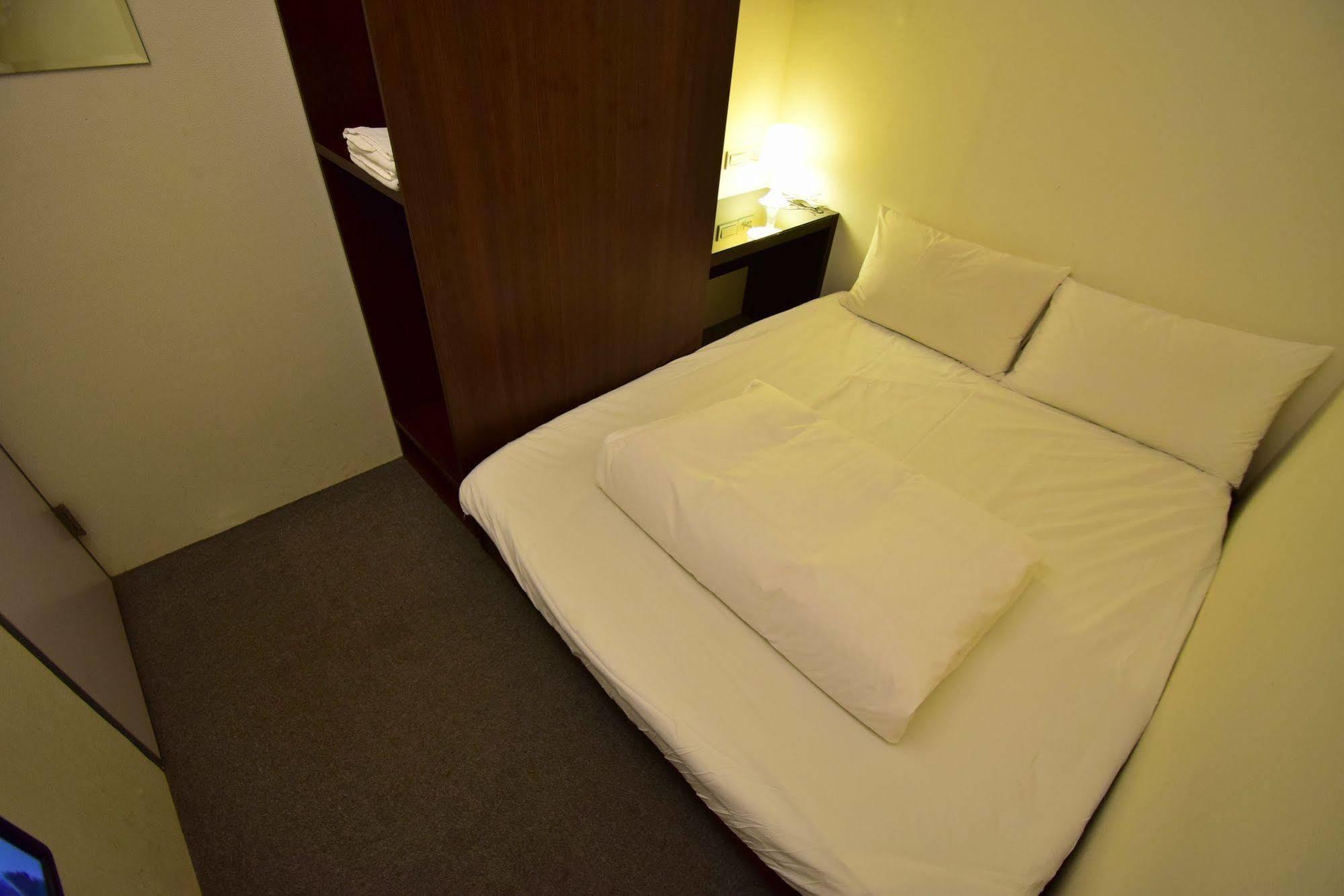 Hostel Cube- Minquan