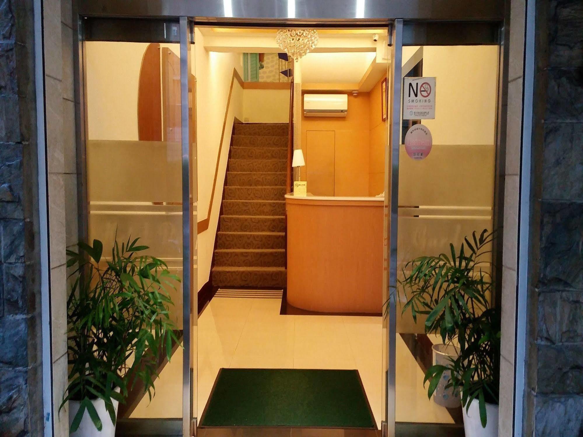 Inn 紫園旅社purple Garden 2*