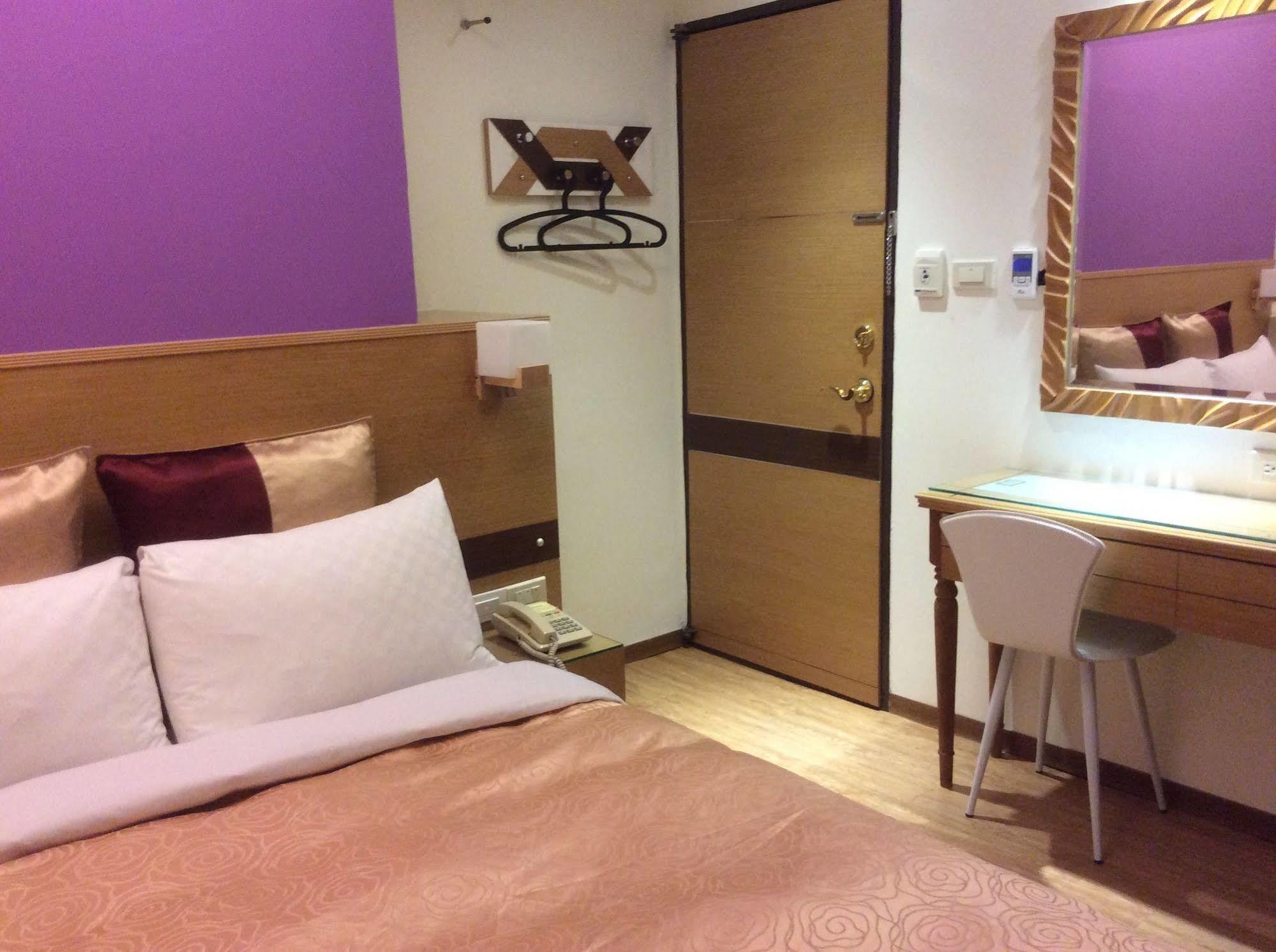 Inn 紫園旅社purple Garden 2*