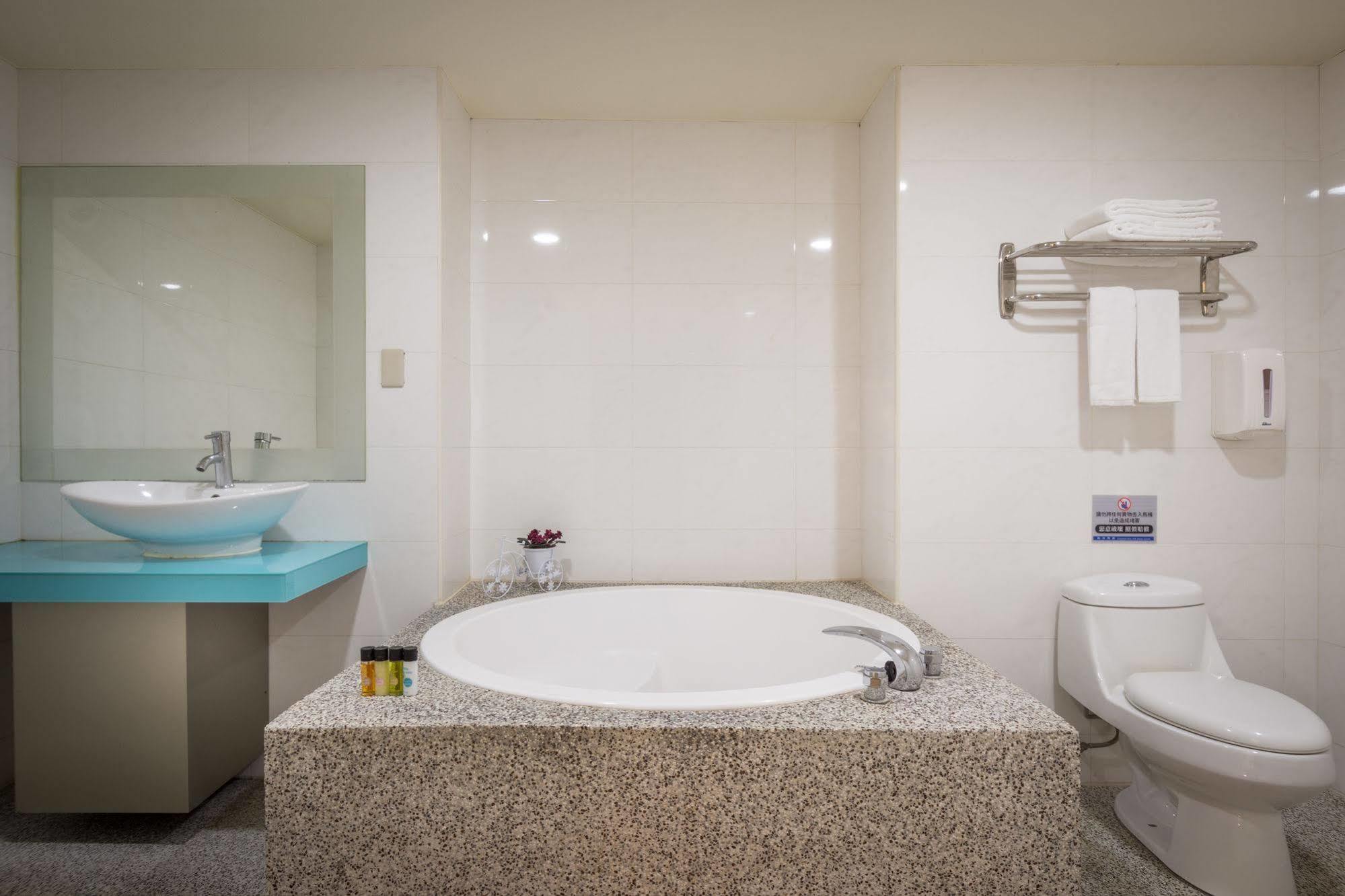Hotel Sparkle Bridge 3*