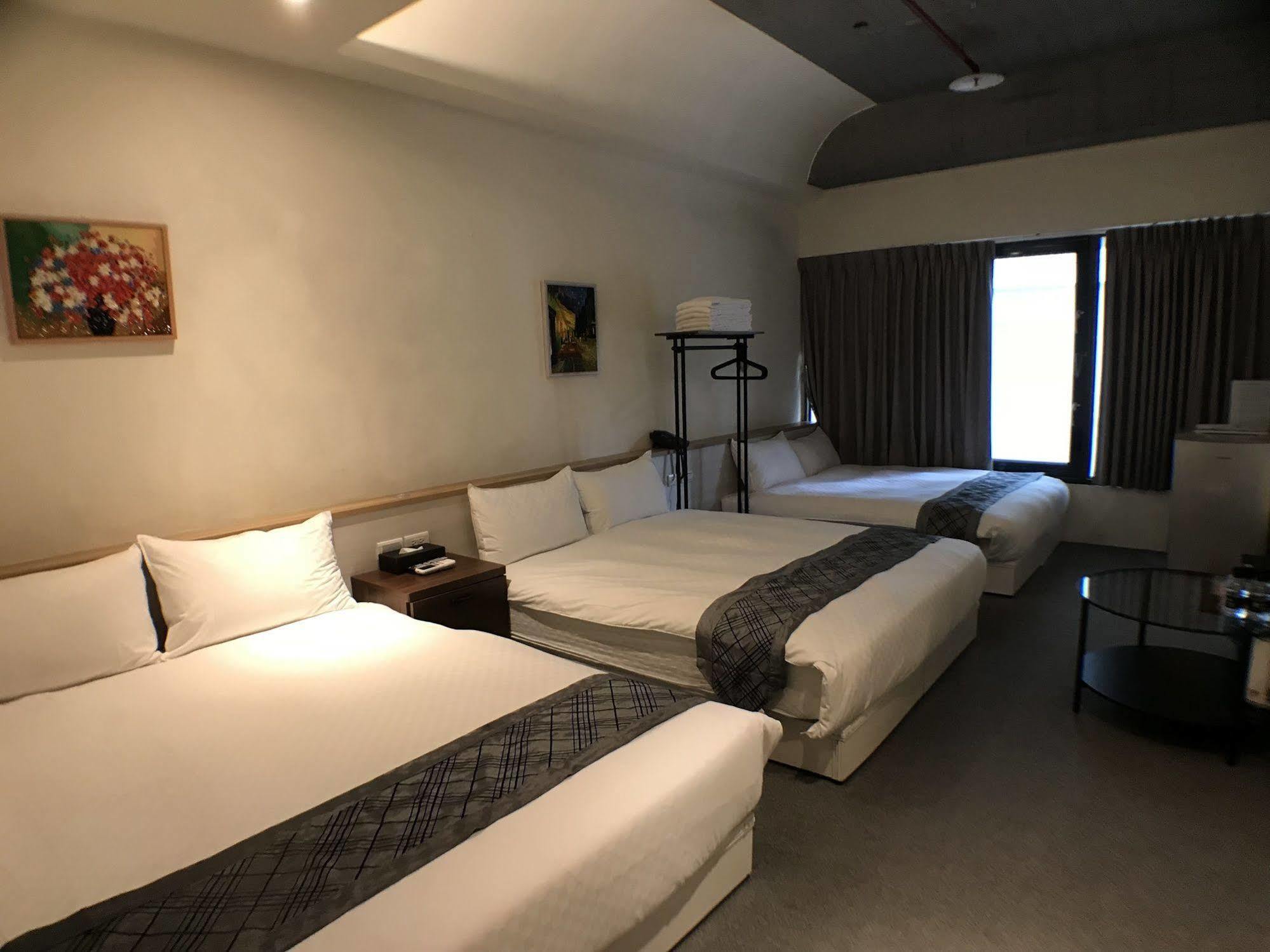 Royal Hours Hotel 2* Taipei