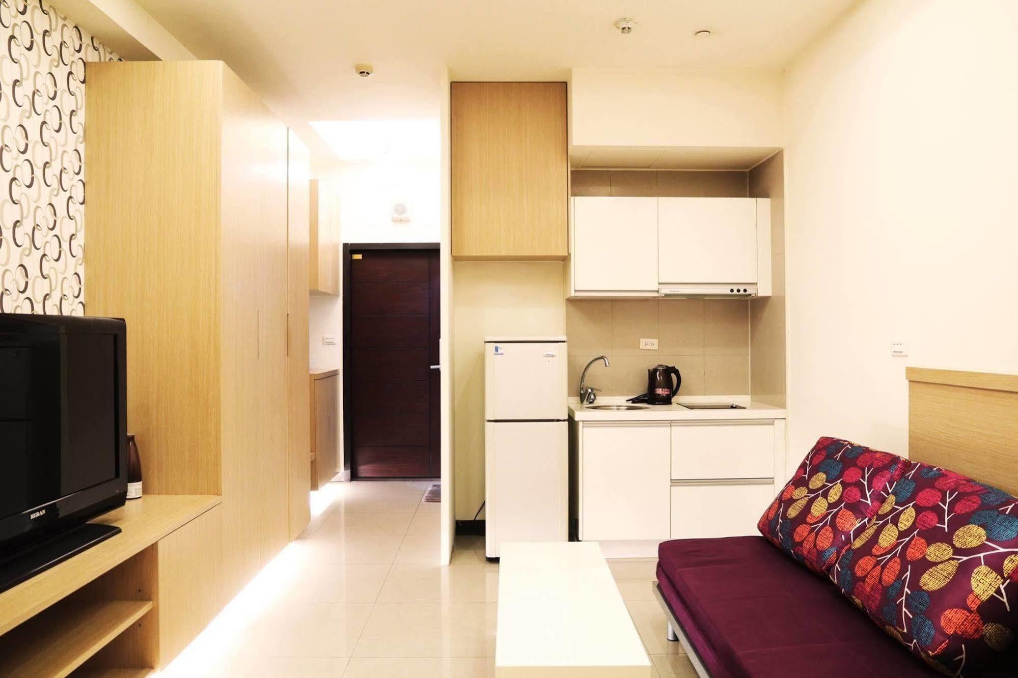 Q Square Hotel