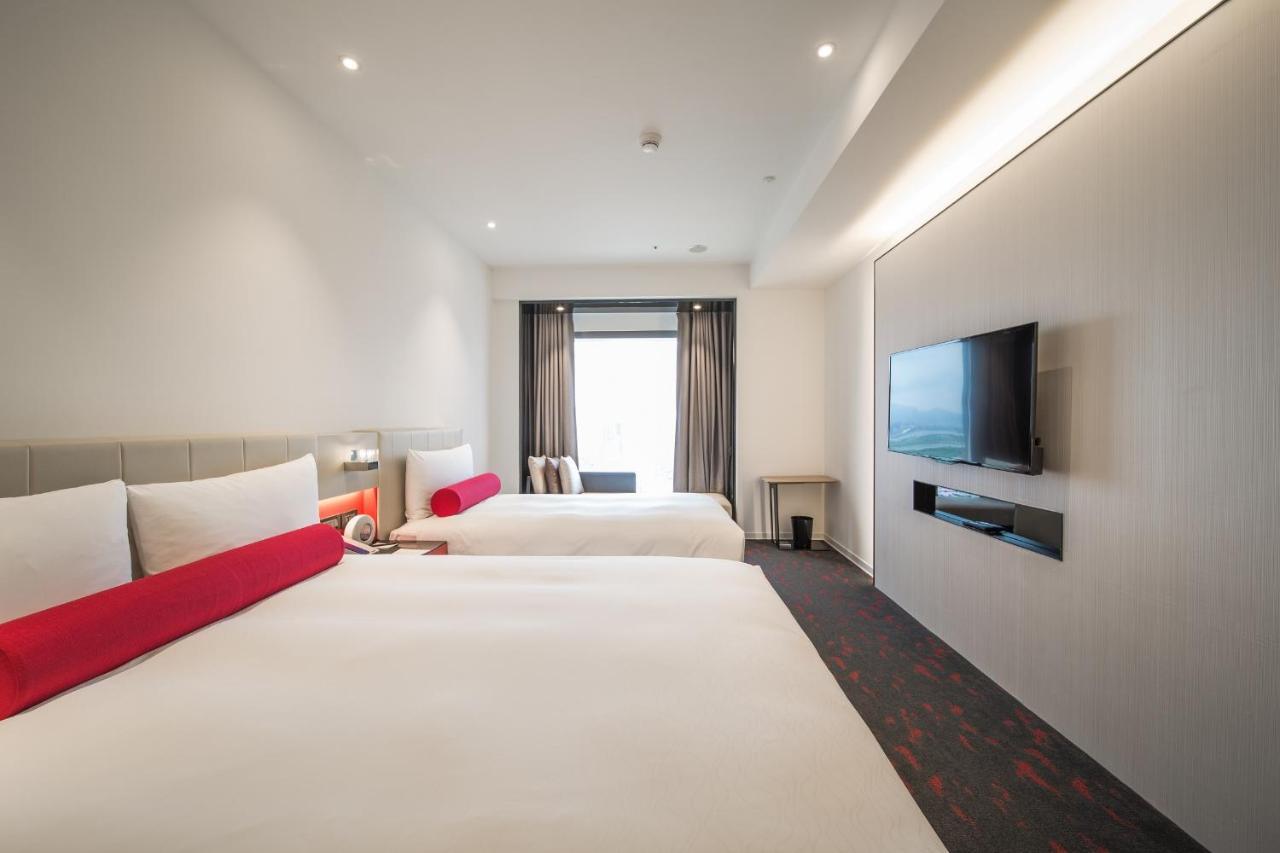 Caesar Metro Hotel 5*