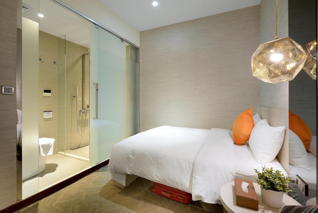Hotel Via Station