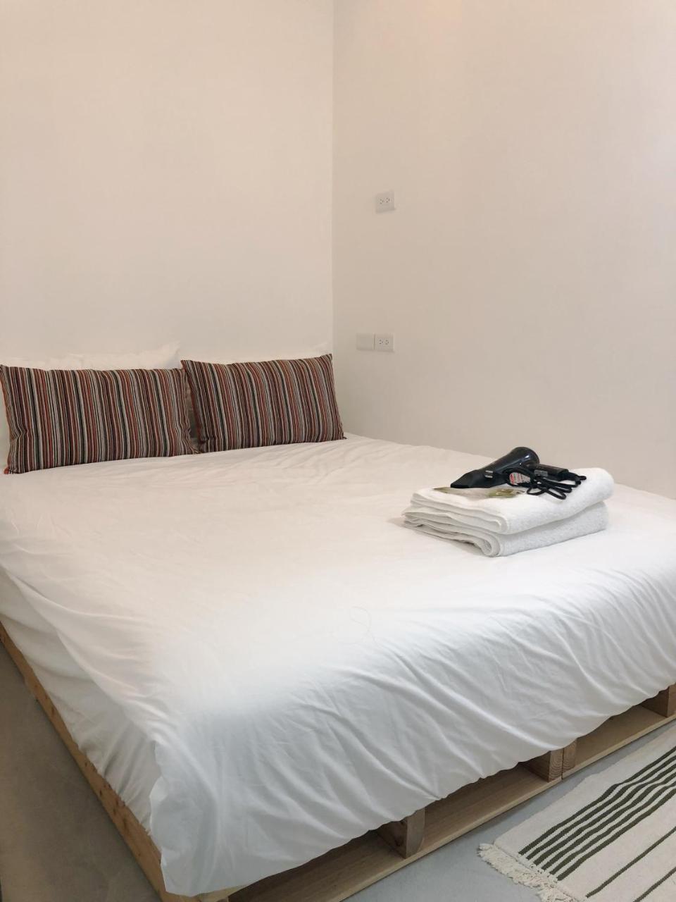 Capsule hotel 21 Taipei