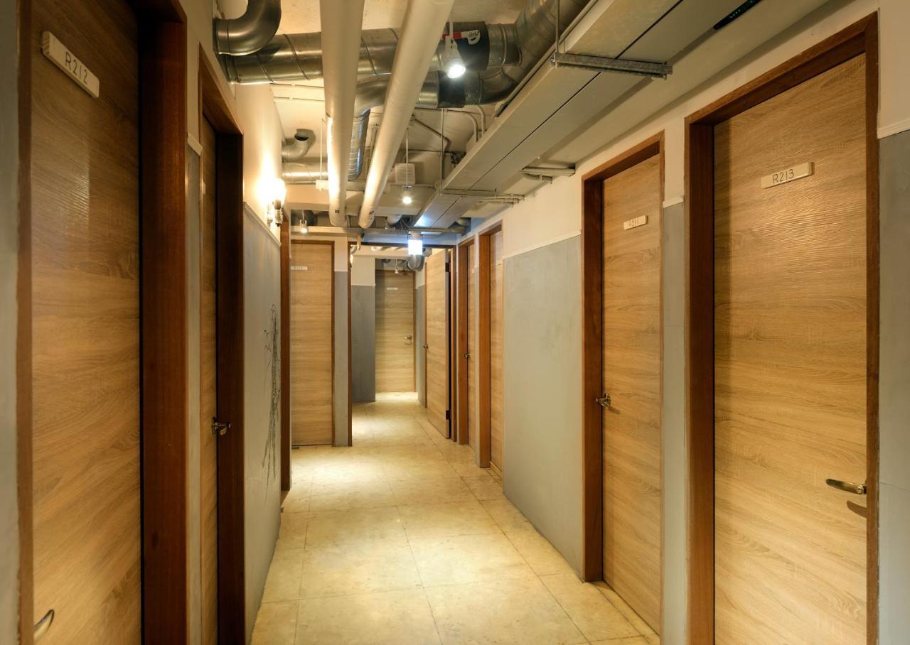 Work At 101 慕誠行旅 Hostel *