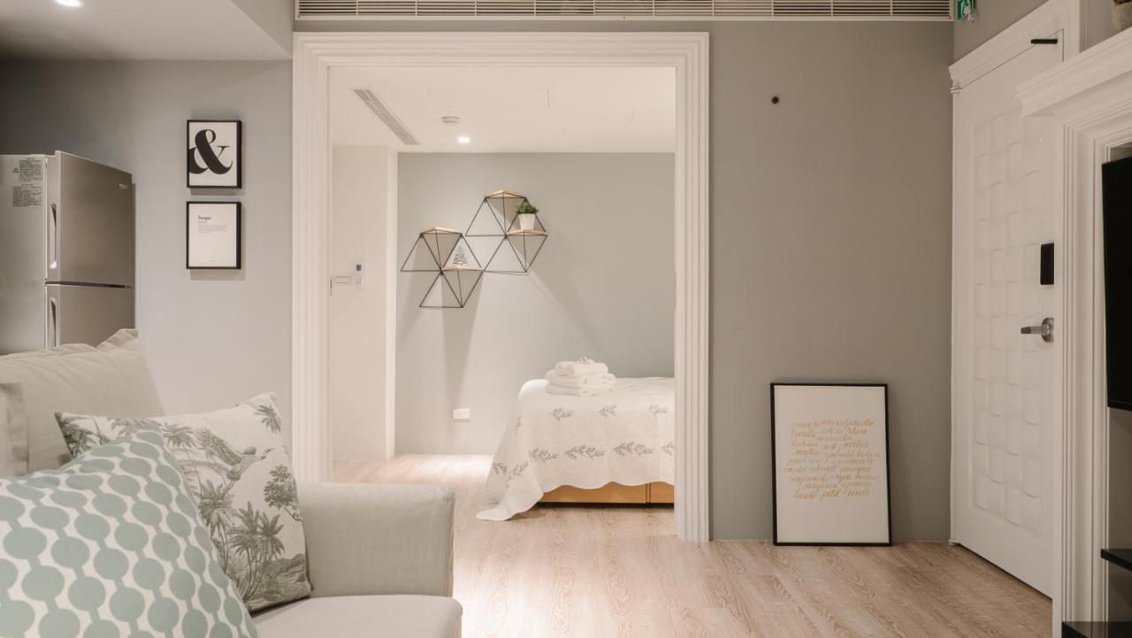 Little C+d Welcome Long Apartment