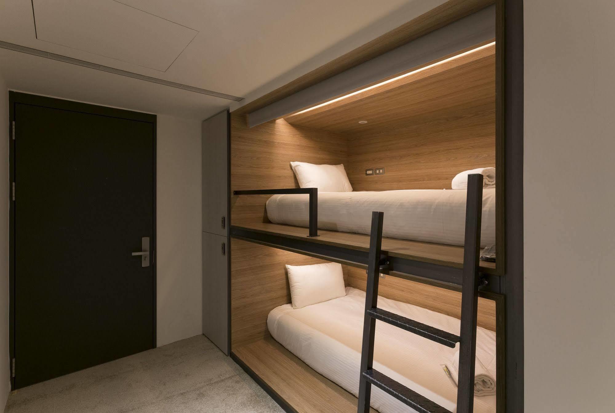 Hostel Bouti Capsule Taipei