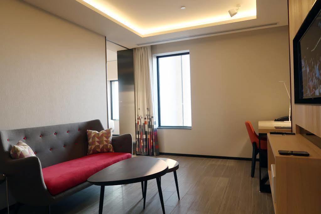 Aloft Beitou