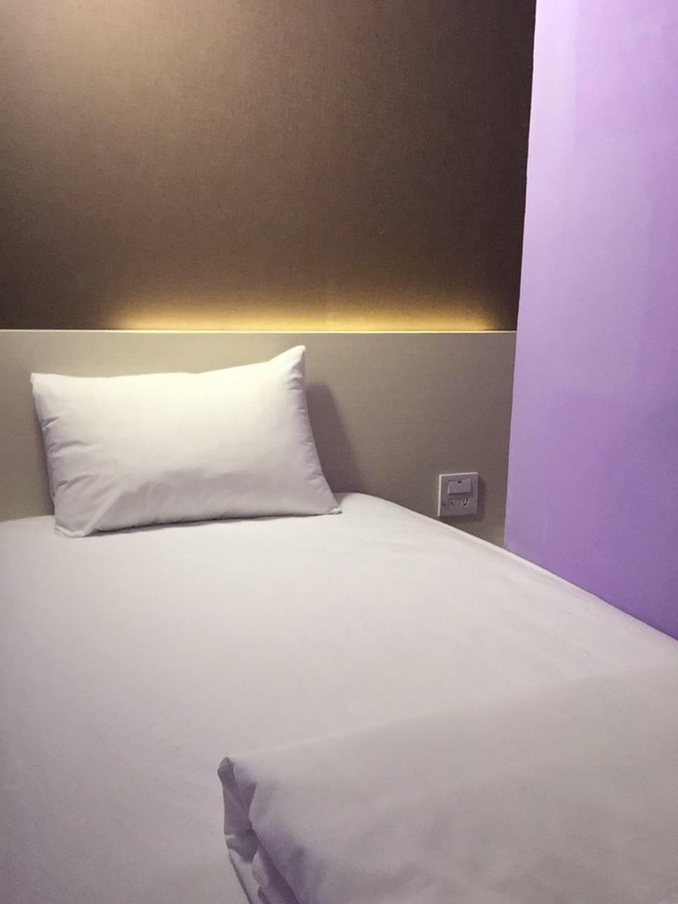 Hostel Single -