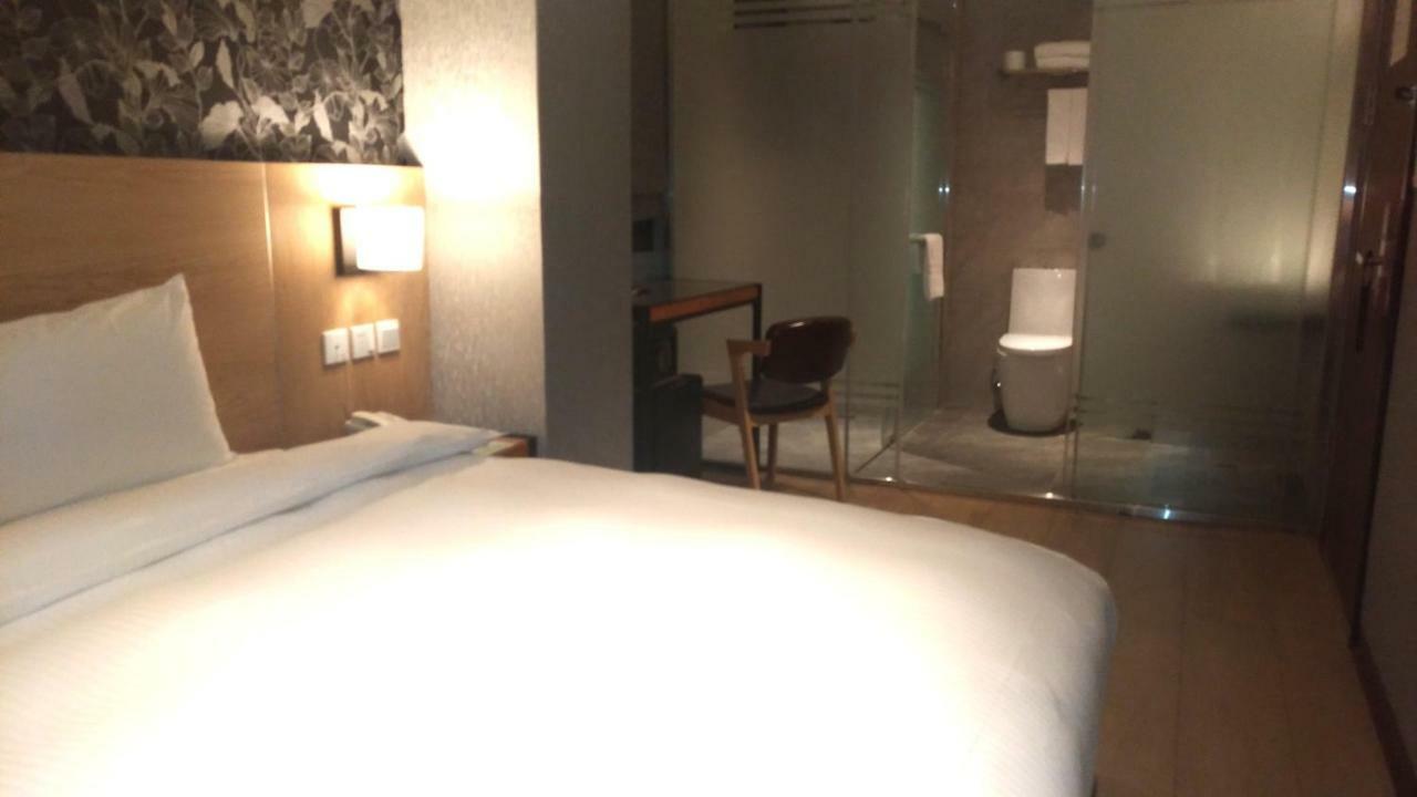 Hotel Lucky Apple 3*