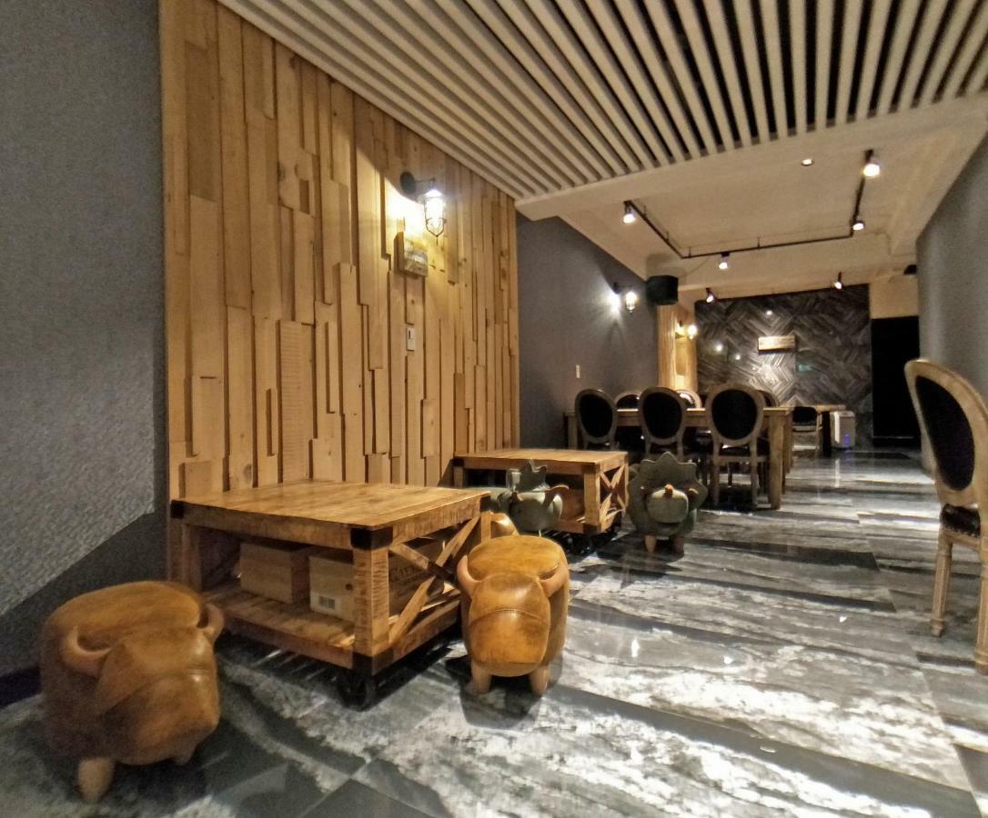 The West 3* Taipei