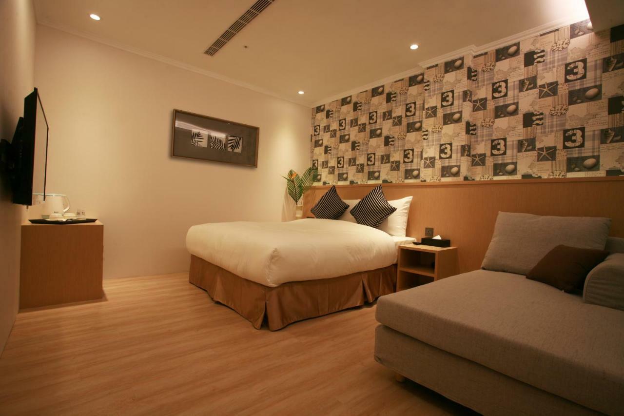 Milla - Shinjuku Branch Taipei