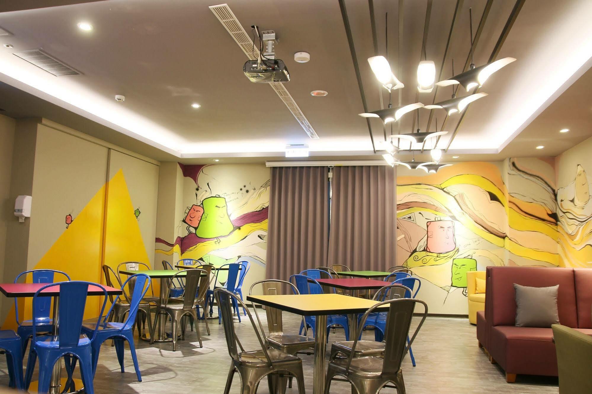 Backpackers - Changchun * Taipei