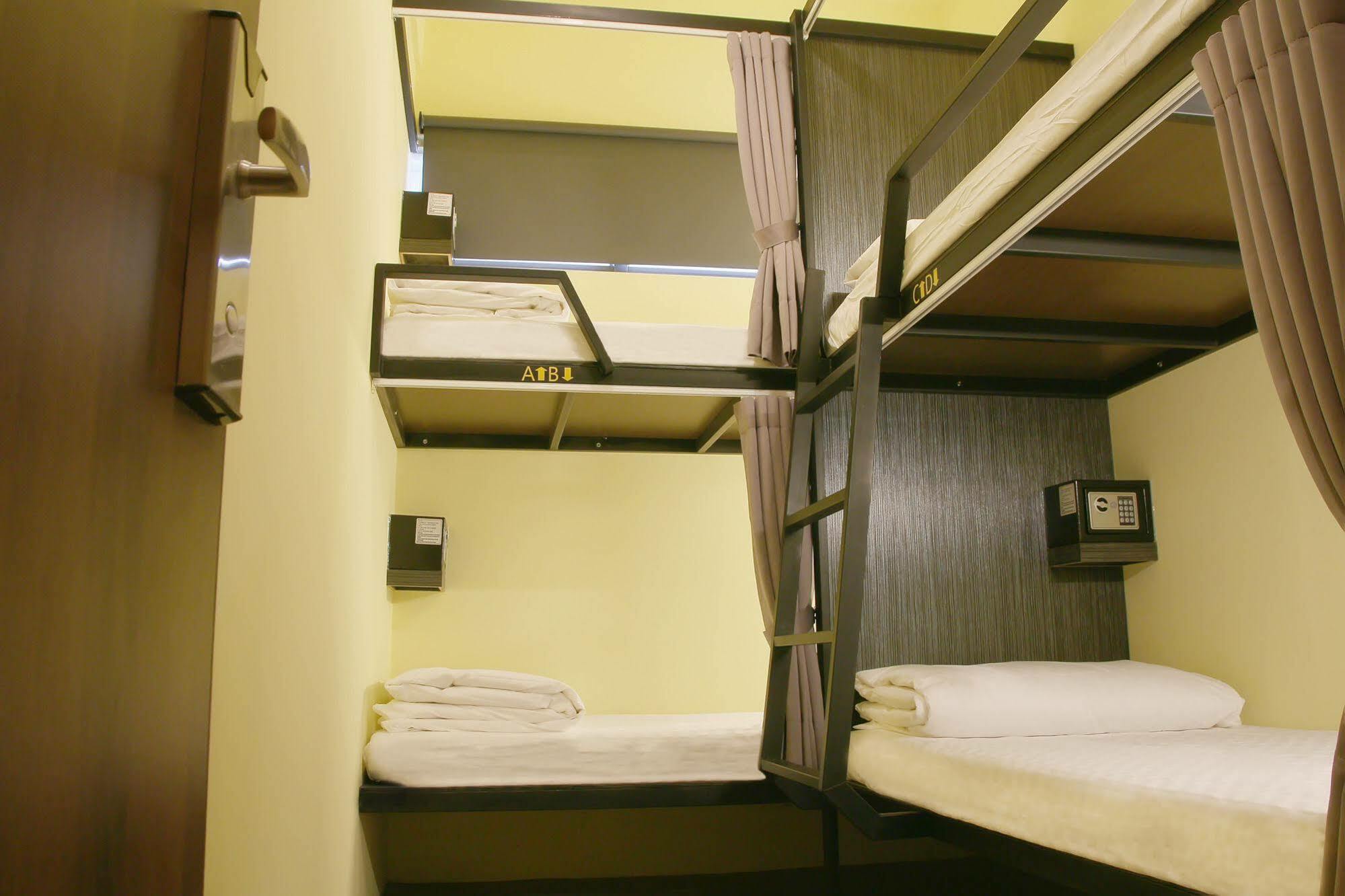 Backpackers - Changchun * Taipei