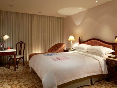 Royal Seasons Beitou Hotel 3*