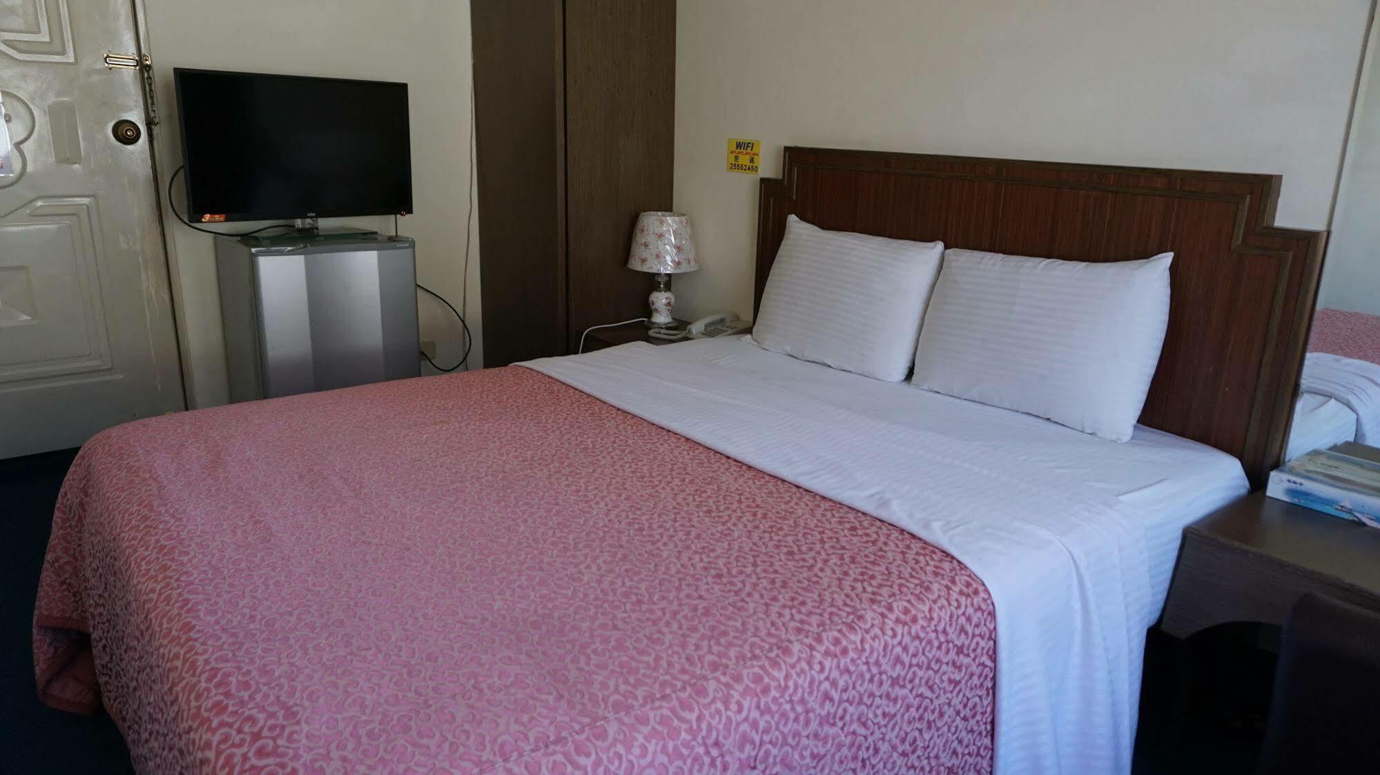 Chian Huei Business Inn