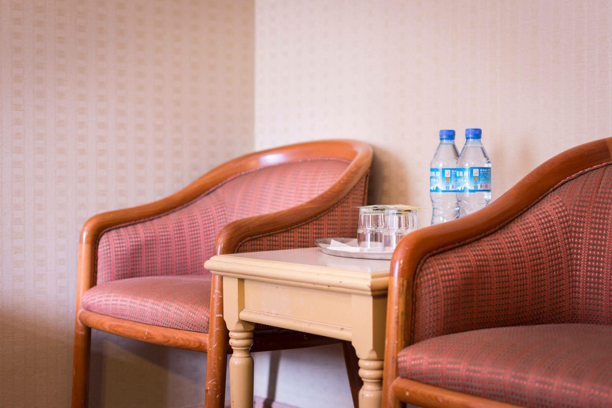 World Flora Annex Hotel