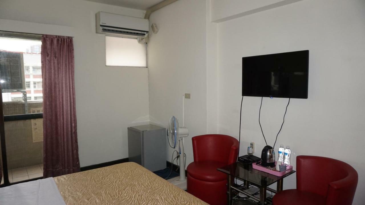 Chian Huei Business Inn