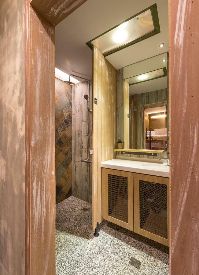 Beimen Wow Poshtel Taipei