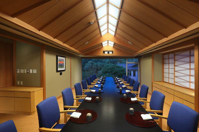 Radium Kagaya Hotel