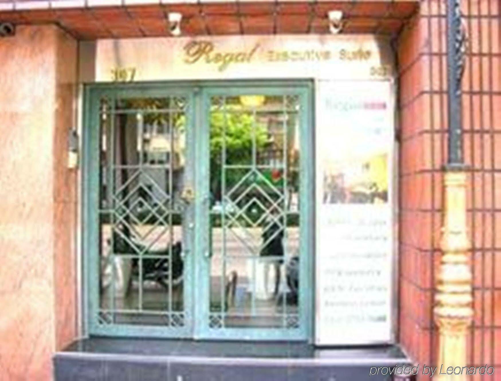 Guide Fuxing North 3* Taipei