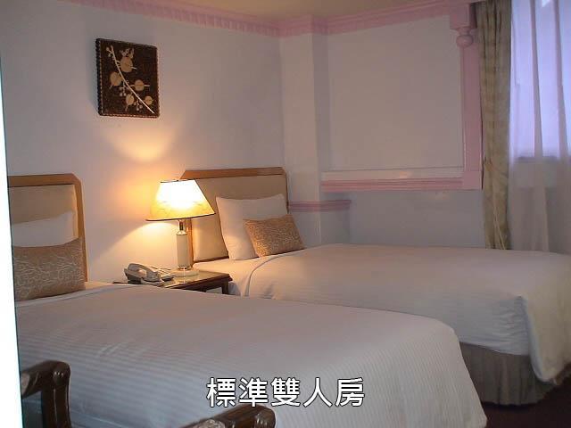 City Hotel 3*