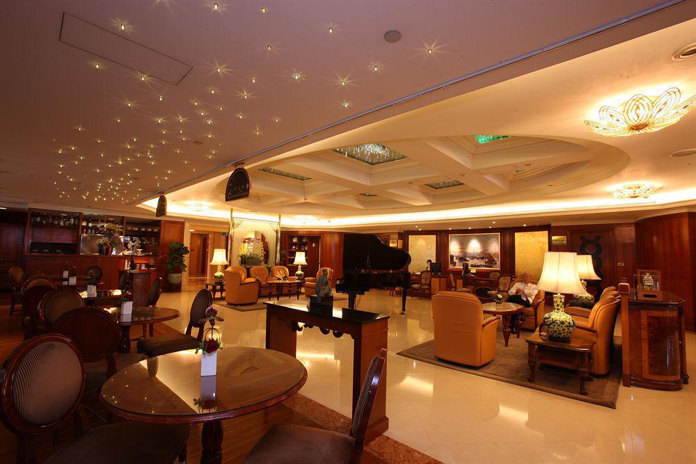 Evergreen Laurel Hotel