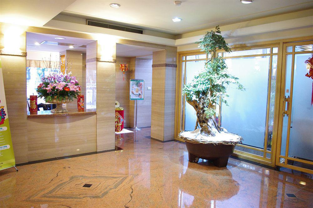 Kdm Hotel 3*
