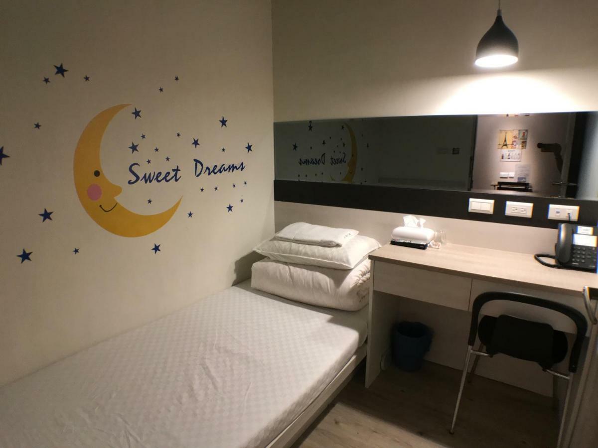 Hotel Royal Hours Hotel 2*