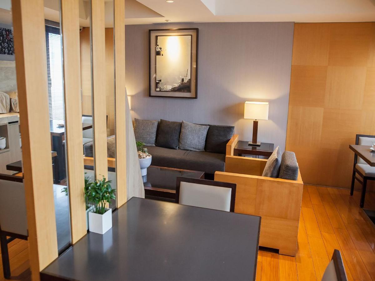 Royal Nanxi - Mrt Zhongshan Station Hotel