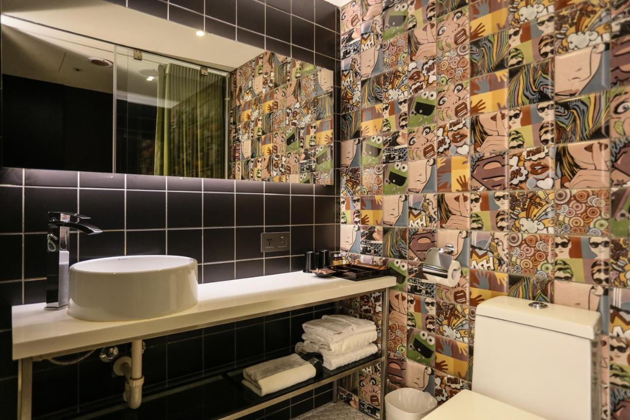 Papa Whale Hotel 4*
