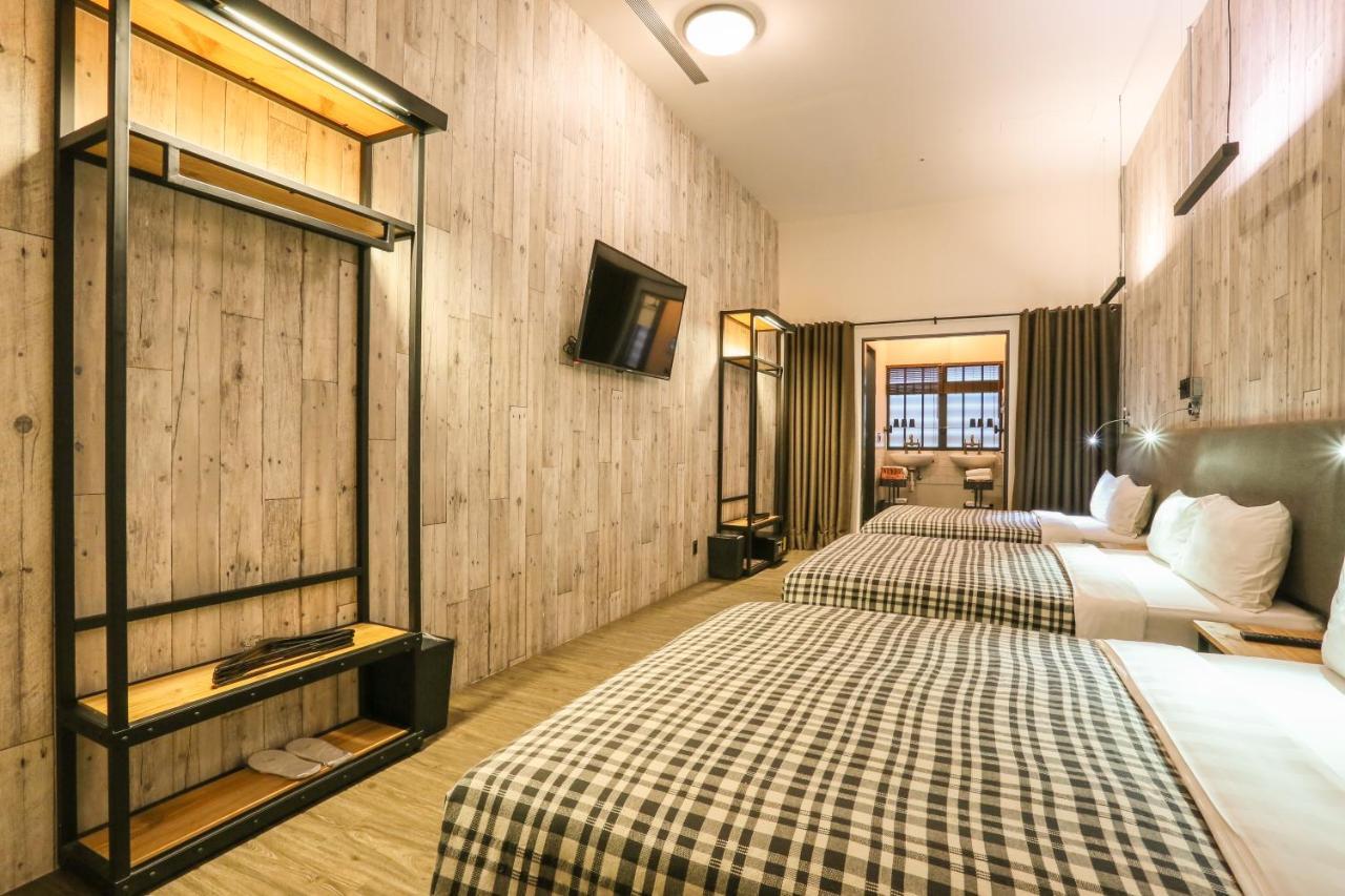 Papa Whale Hotel Taipei