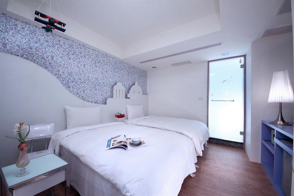 Hotel The Longstay 3*