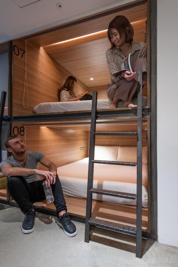 Bouti Capsule Hostel