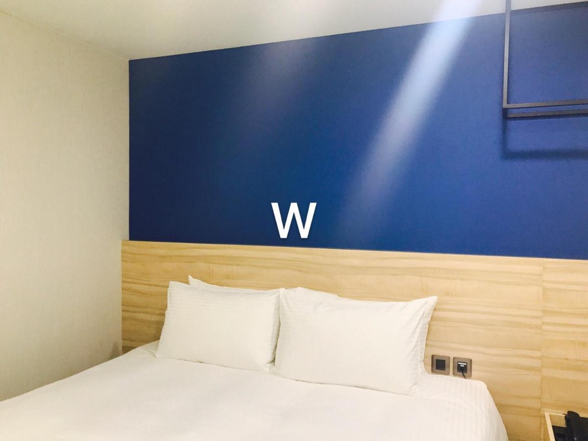 Airport Express Inn