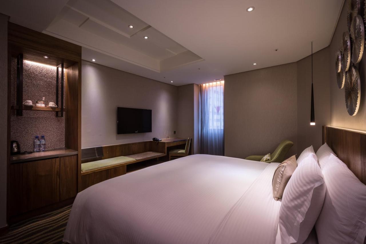 World Jianpei Hotel