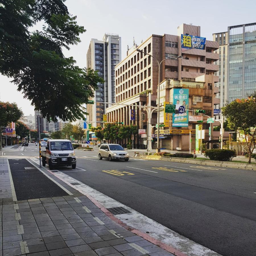 Quiet Suites Near Mrt Wonlong 4mins 溫馨套房雅房綠線萬隆捷運站四分鐘 Green Line *