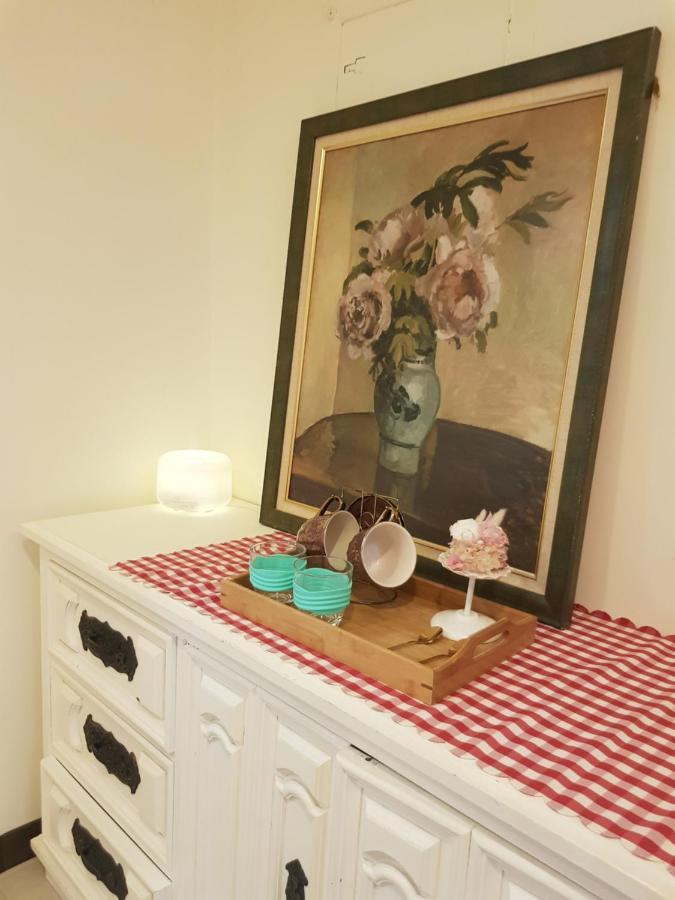 Guest house Quiet Suites Near Mrt Wonlong 4mins 溫馨套房雅房綠線萬隆捷運站四分鐘 Green Line