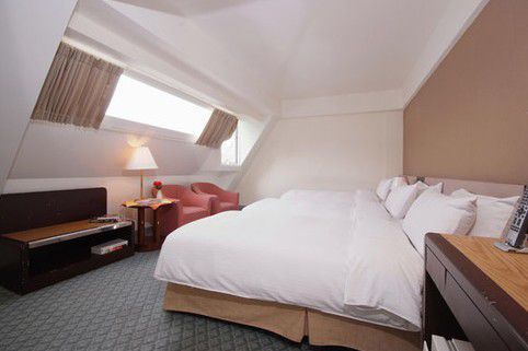 Hotel New World