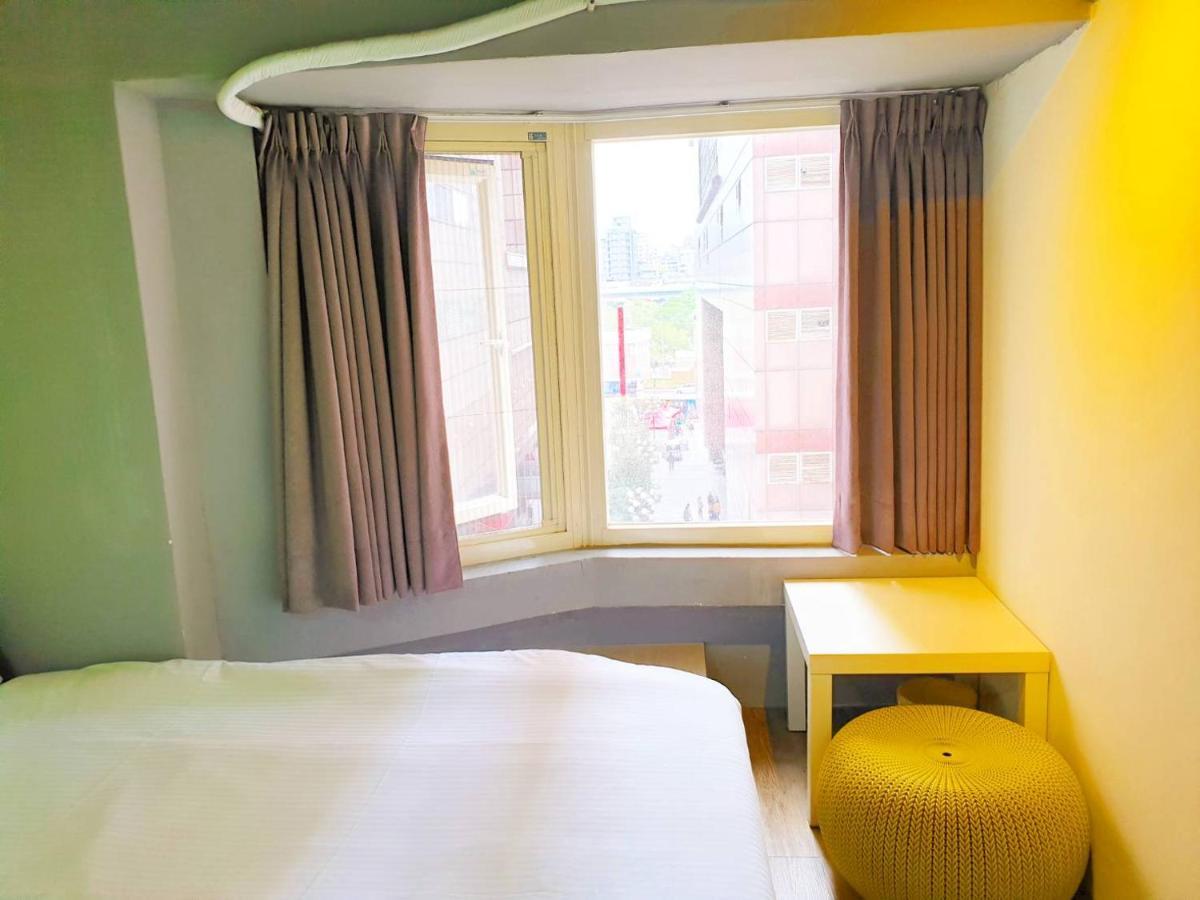 Here X There Main Station Hostel