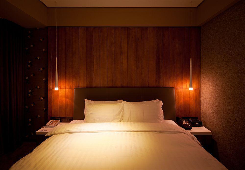 Hotel Home Hotel 4*