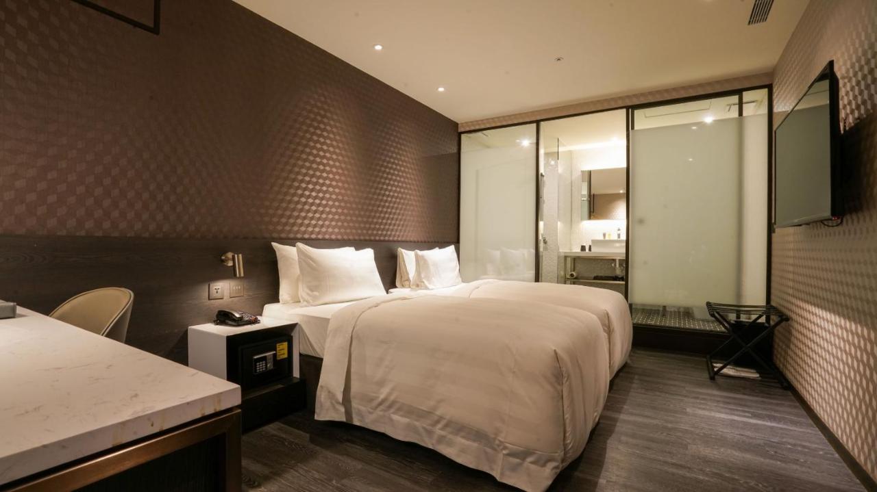 - Nandong 4* Taipei