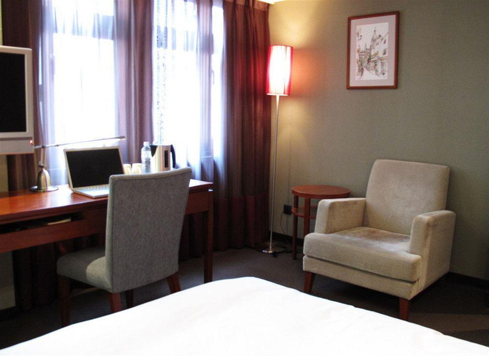 Hotel Orange - Guanqian 3*