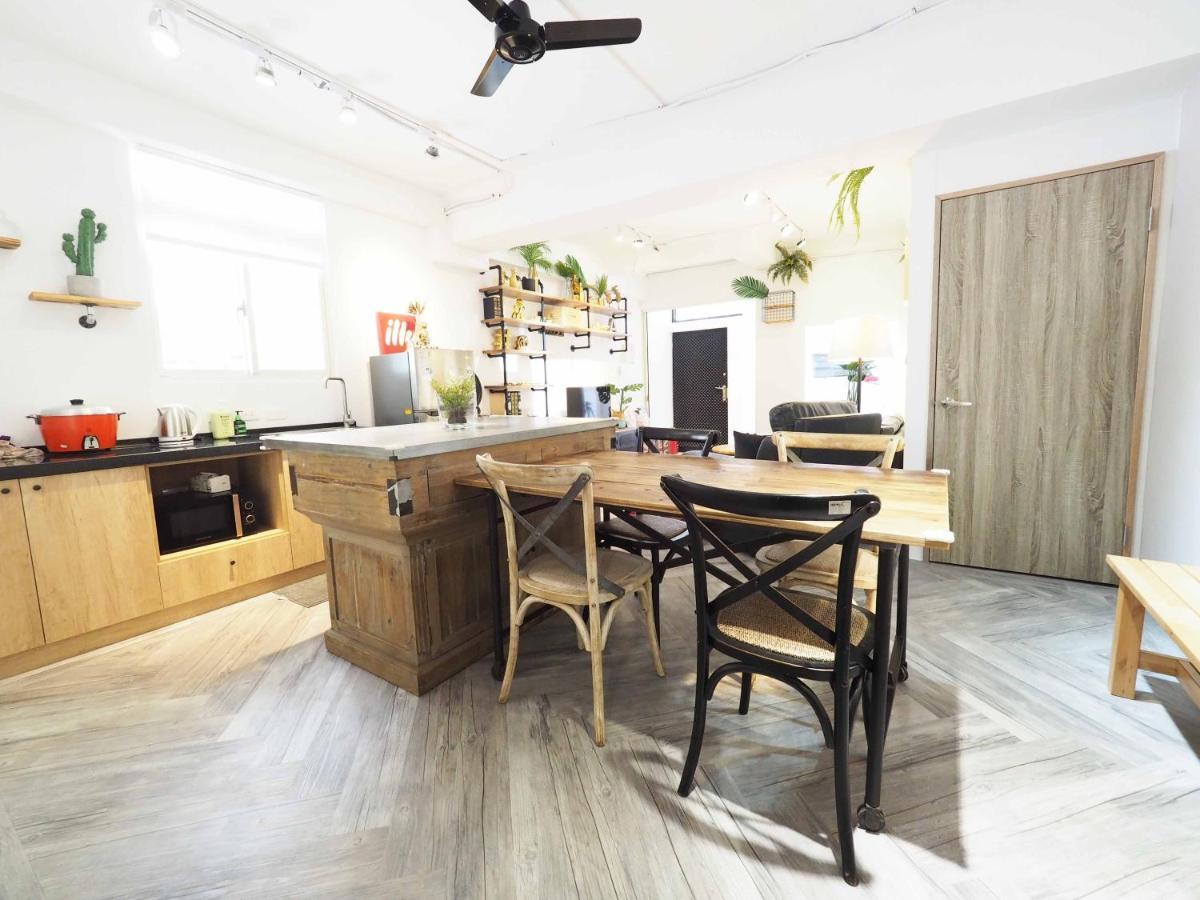Oct Hot 82family Bed & Breakfast Taipei