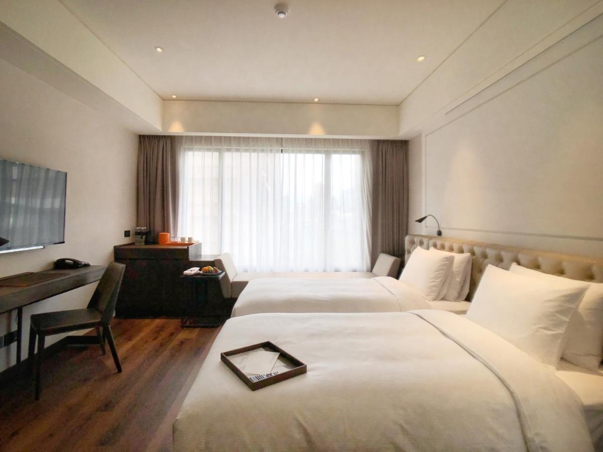 Mvsa+michelin 2 Starred Molino De Urdaniz Hotel Taipei