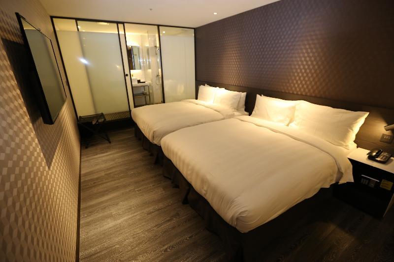 - Nandong 4* Taipei