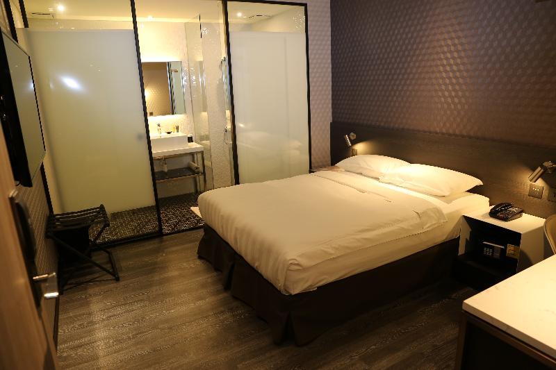 - Nandong Hotel Taipei