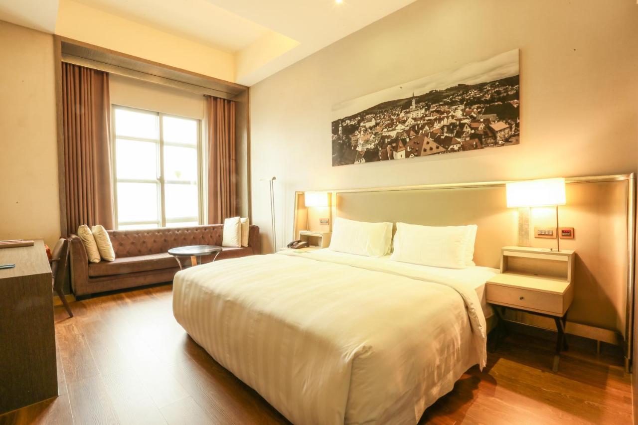 - Nandong Hotel Taipei